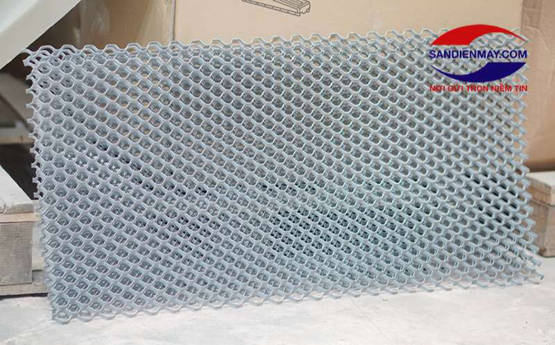 Tấm lưới chắn bụi, nước tháp giải nhiệt